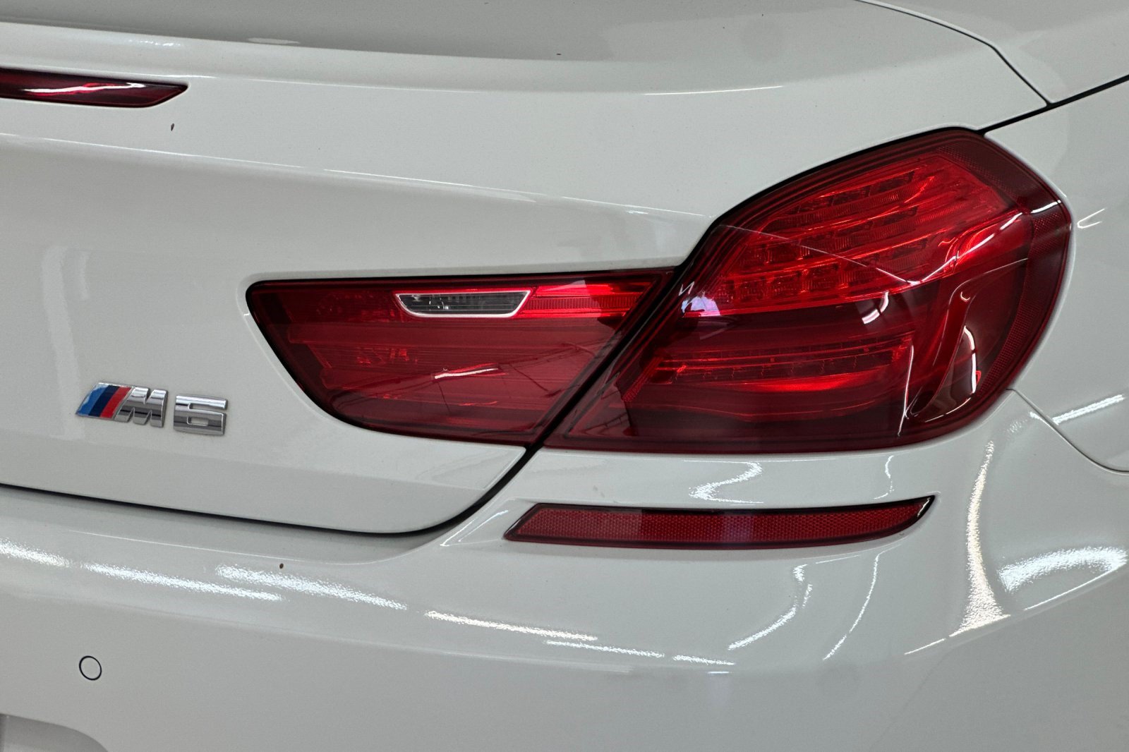 Used 2013 BMW M6 Convertible RWD image 25