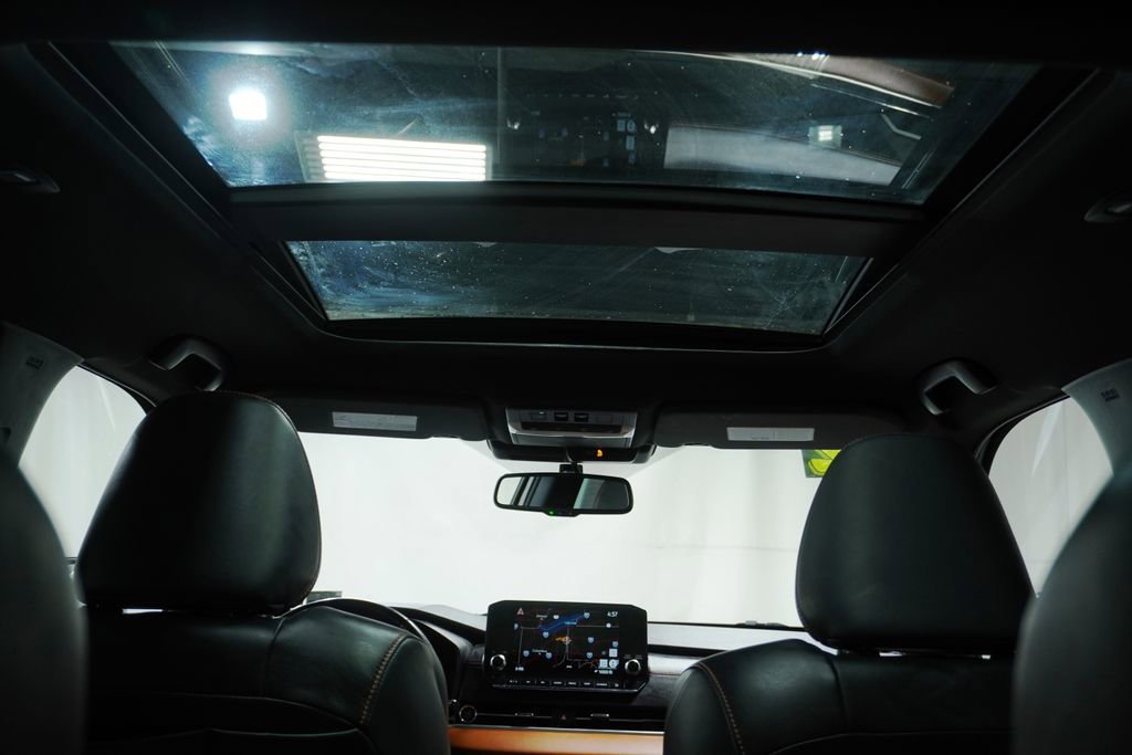 Used 2022 Mitsubishi Outlander SEL image 9