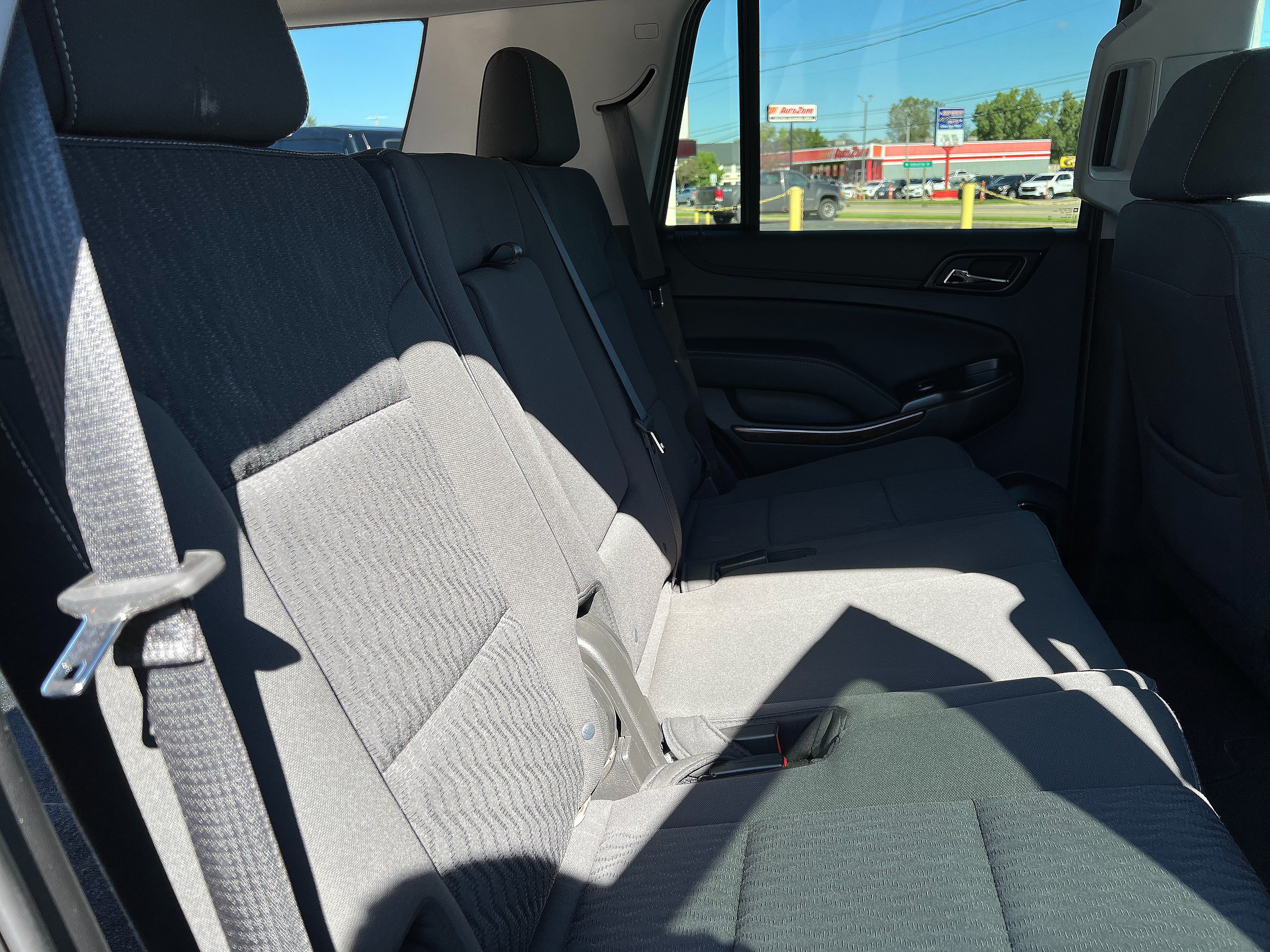 Used 2019 Chevrolet Tahoe LS AWD/4WD image 25