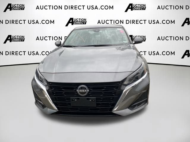 Used 2023 Nissan Altima 2.5 SV image 18