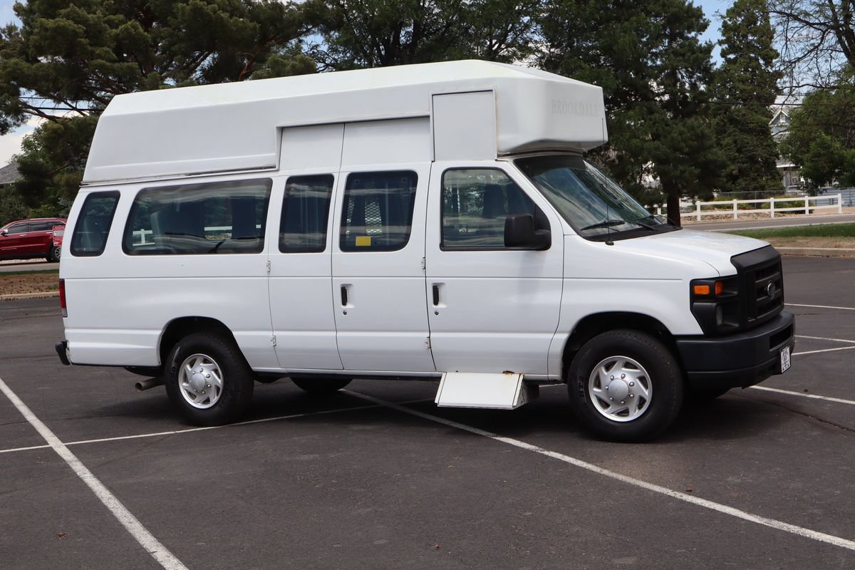 Used 2012 Ford E-350 and Econoline 350 Extended Super Duty w/ PWR Group RWD image 2