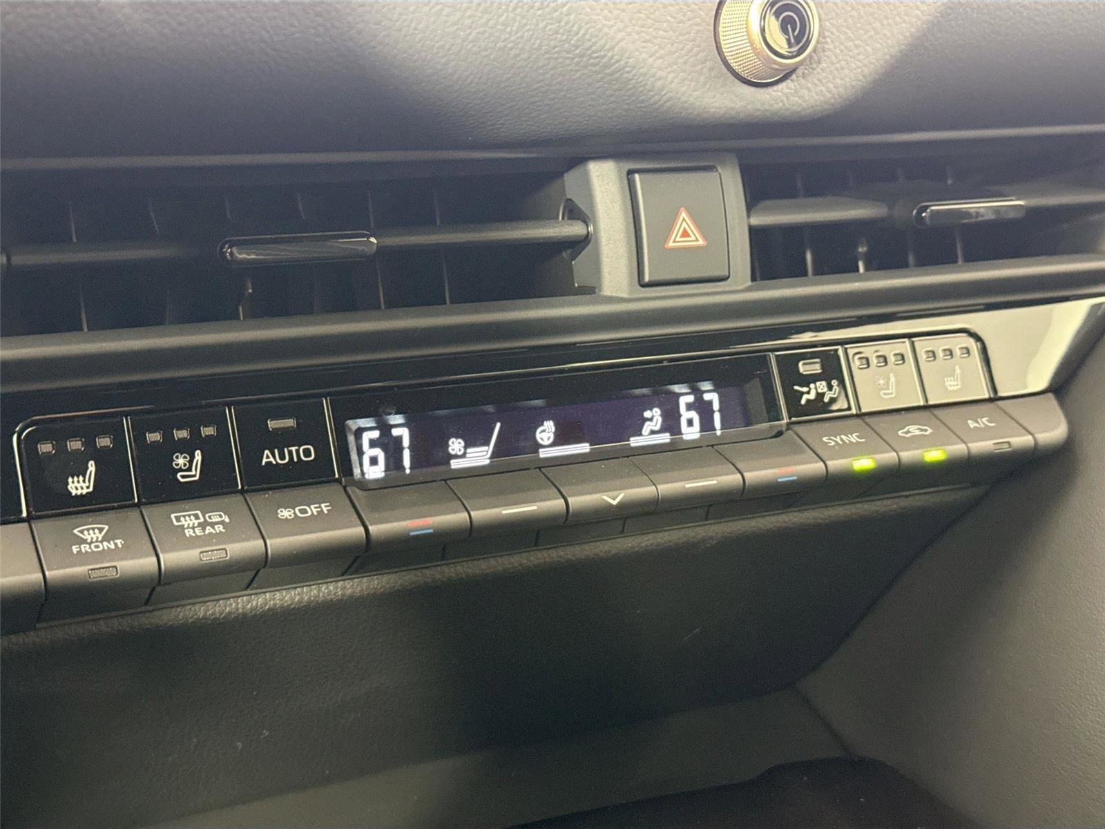 Certified 2025 Toyota Crown Signia w/ Advanced Technology Package image 27