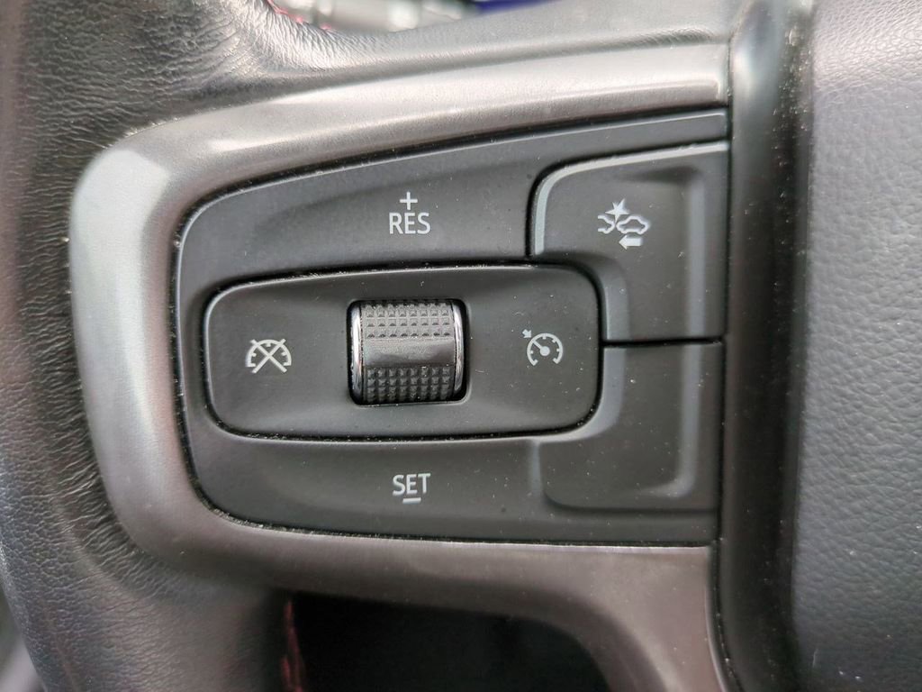 Used 2022 Chevrolet Tahoe RST image 25