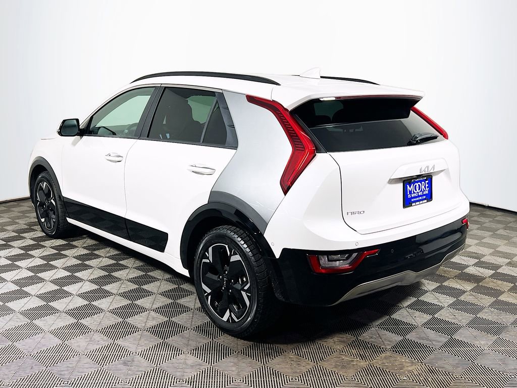 Used 2023 Kia Niro Wave w/ Wave Preserve Package image 5
