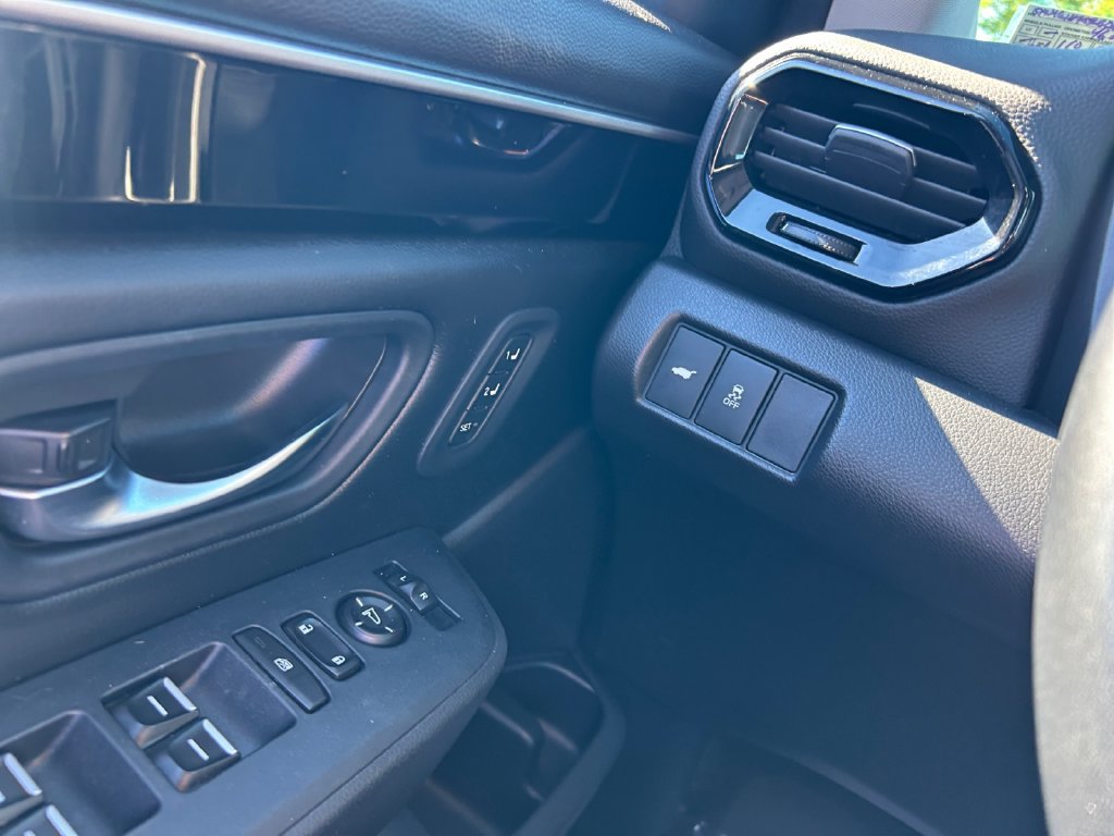 Certified 2024 Honda Pilot Touring image 24