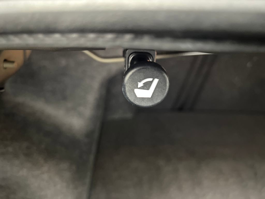 Used 2024 Nissan Altima 2.5 SV image 30