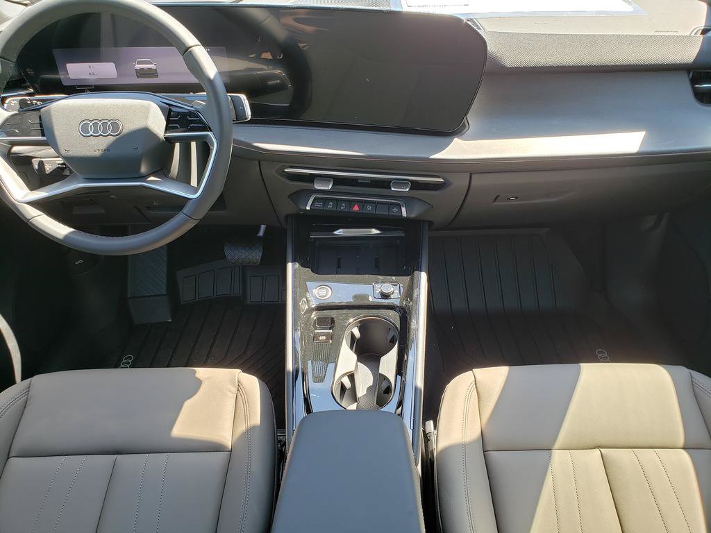New 2026 Audi Q3 quattro 2.0T AWD/4WD image 9