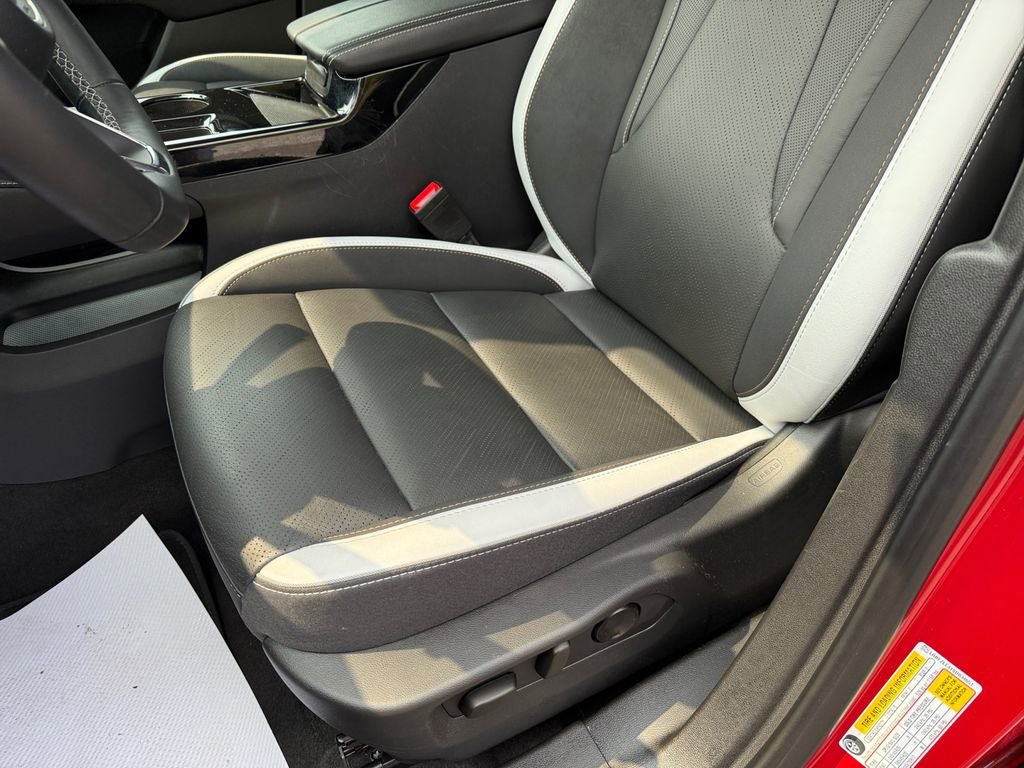 Used 2025 Buick Envision Sport Touring image 14