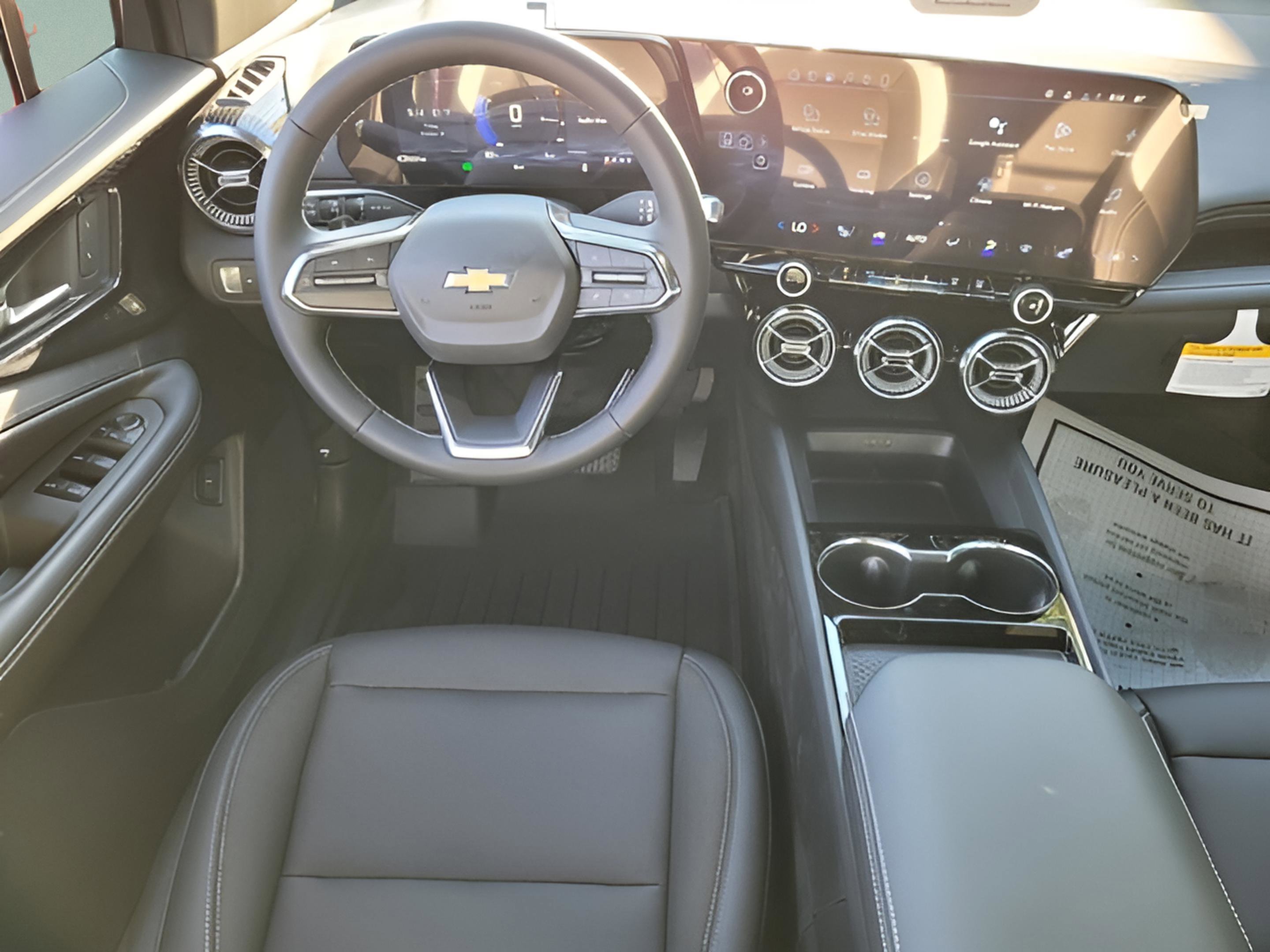 New 2026 Chevrolet Blazer EV LT AWD/4WD image 17