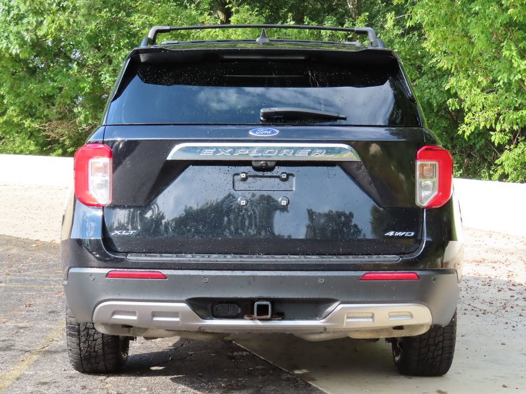 Used 2021 Ford Explorer XLT AWD/4WD image 5