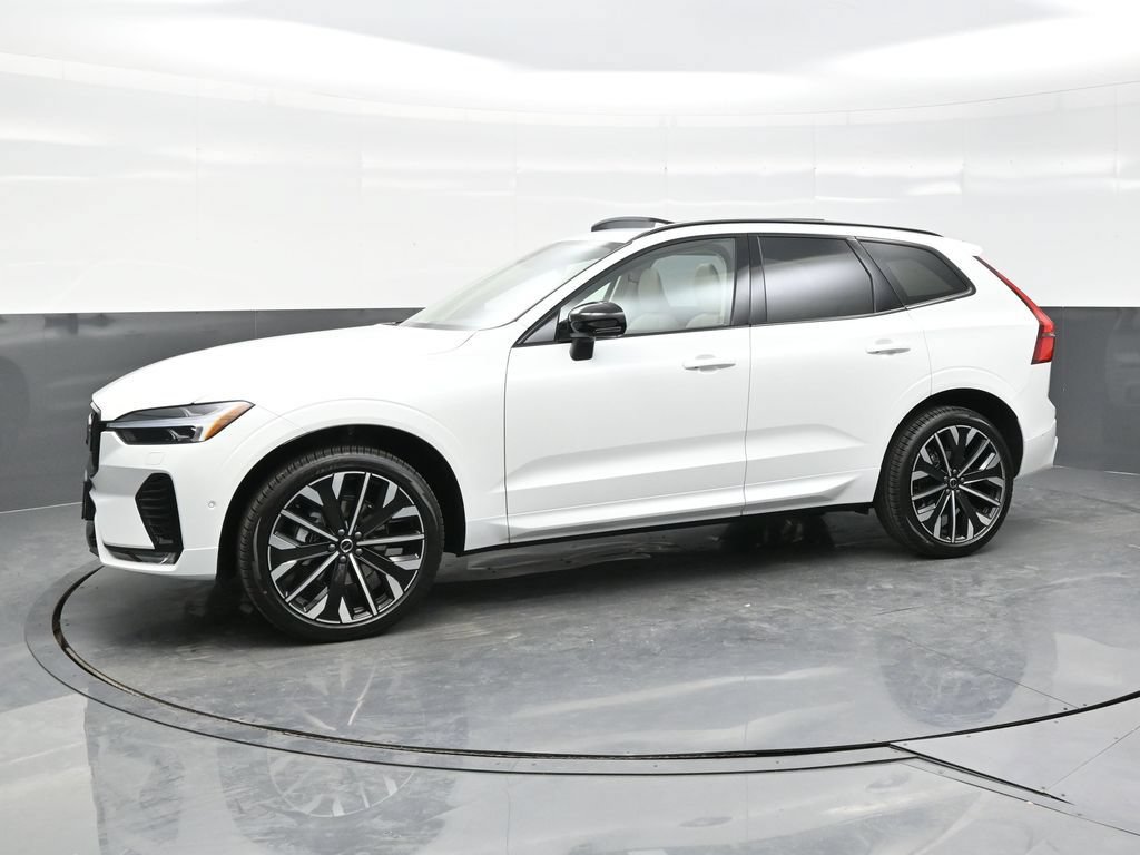 New 2026 Volvo XC60 B5 Ultra w/ Climate Package AWD/4WD image 3