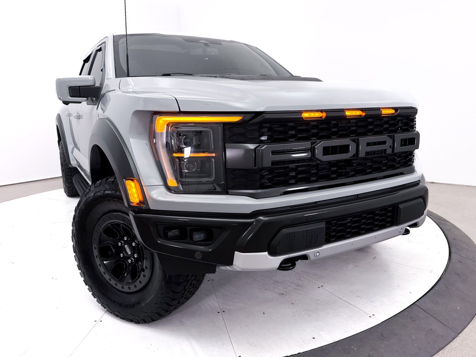 Used 2023 Ford F150 Raptor w/ Raptor Carbon Fiber Package AWD/4WD image 8