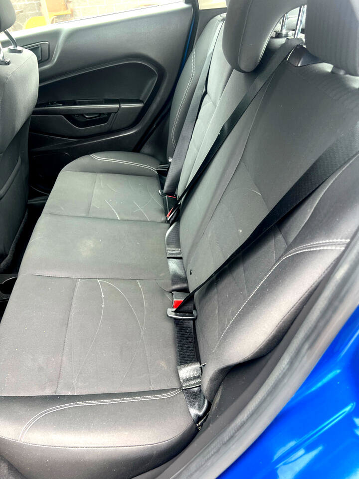 Used 2019 Ford Fiesta SE image 9