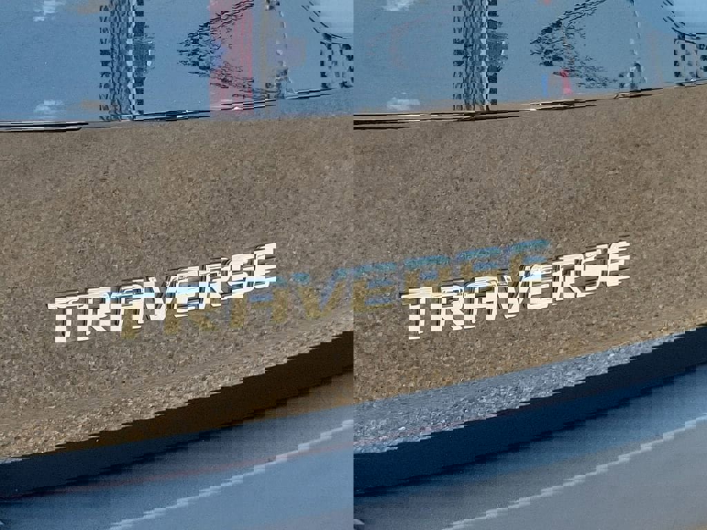 Used 2021 Chevrolet Traverse LS w/ LPO, Floor Liner Package image 28