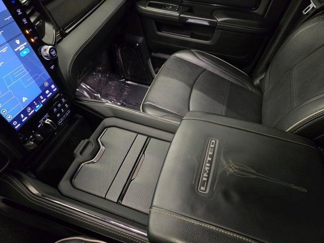 Used 2024 RAM 2500 Limited image 32