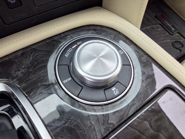 Used 2022 INFINITI QX80 Luxe w/ Cargo Package AWD/4WD image 29
