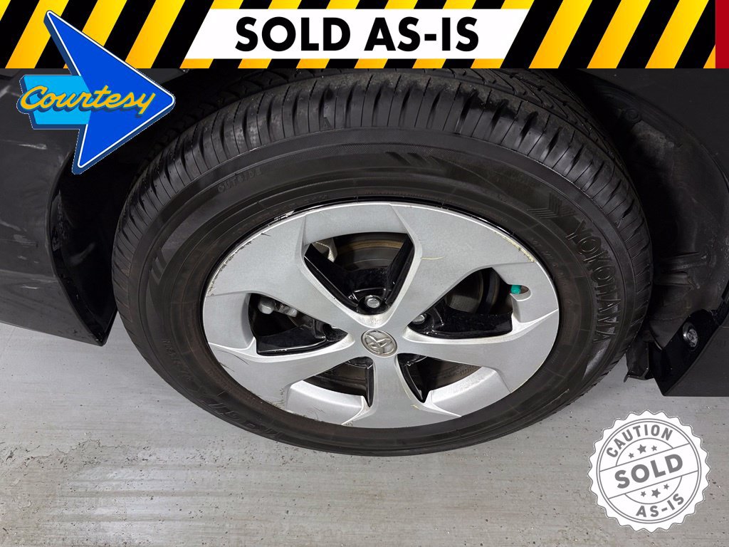 Used 2014 Toyota Prius Two w/ Preferred Accessory Package FWD image 11