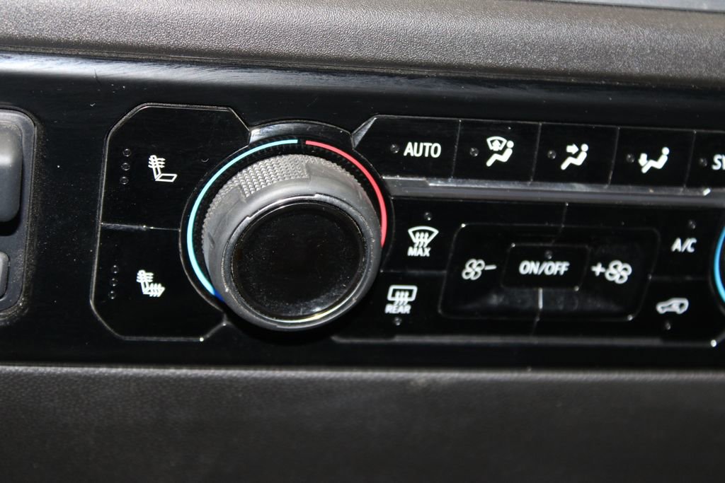 Used 2024 Chevrolet Silverado 1500 LT w/ Z71 Off-Road Package image 27