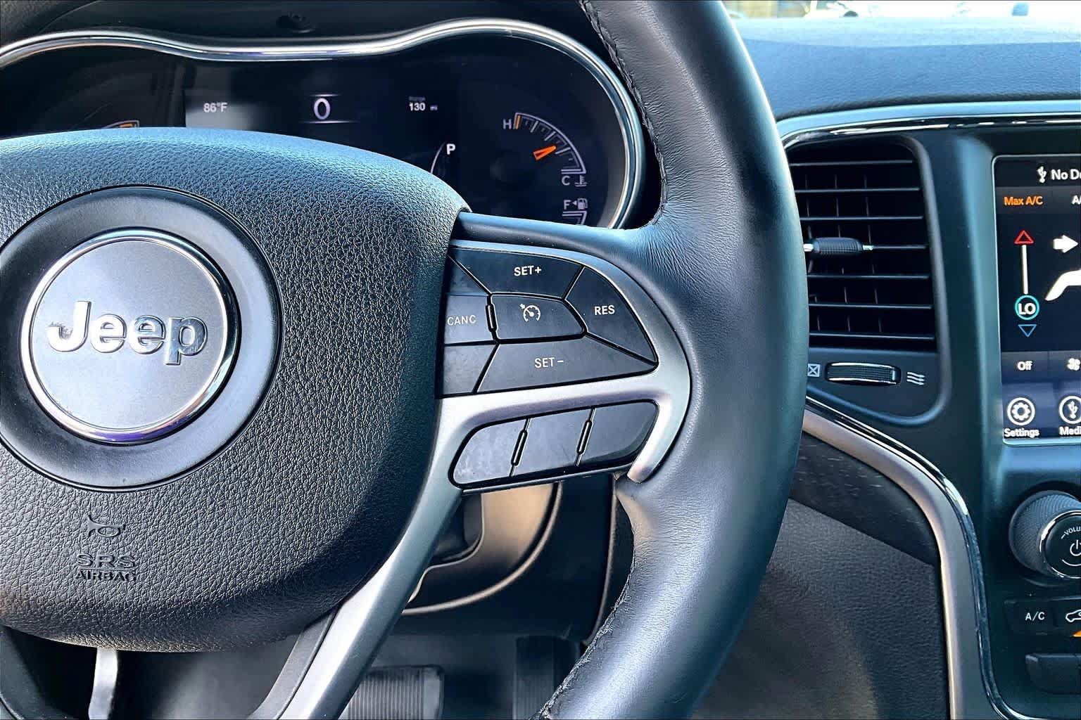 Used 2018 Jeep Grand Cherokee Altitude RWD image 25
