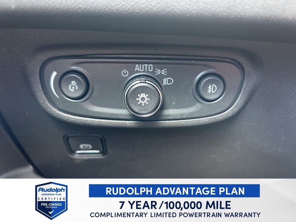 Used 2024 GMC Terrain SLT image 33