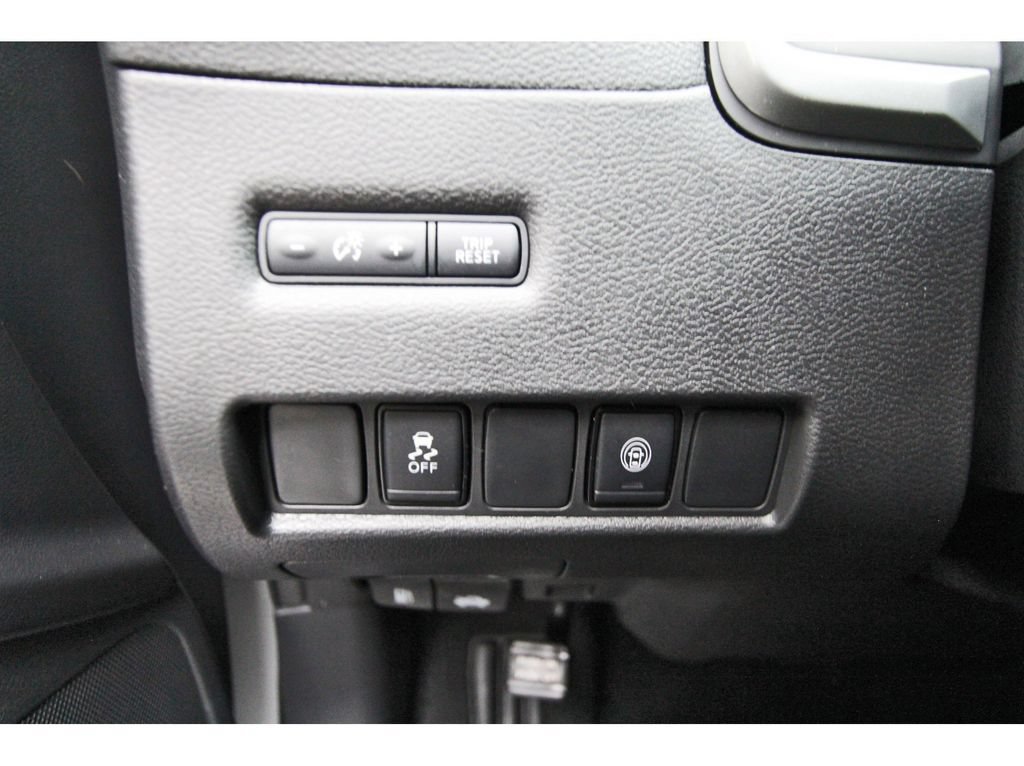 Used 2024 Nissan Murano SV FWD image 21
