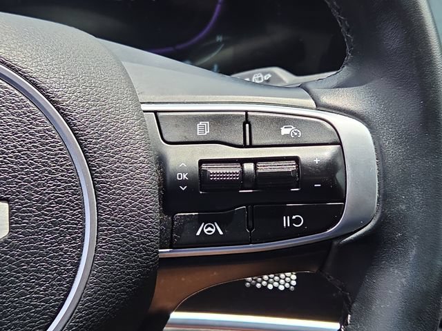 Used 2025 Kia Sportage EX FWD image 25