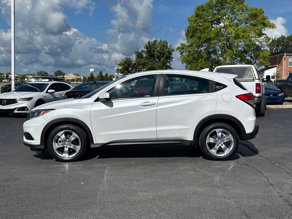 Certified 2021 Honda HR-V LX image 4