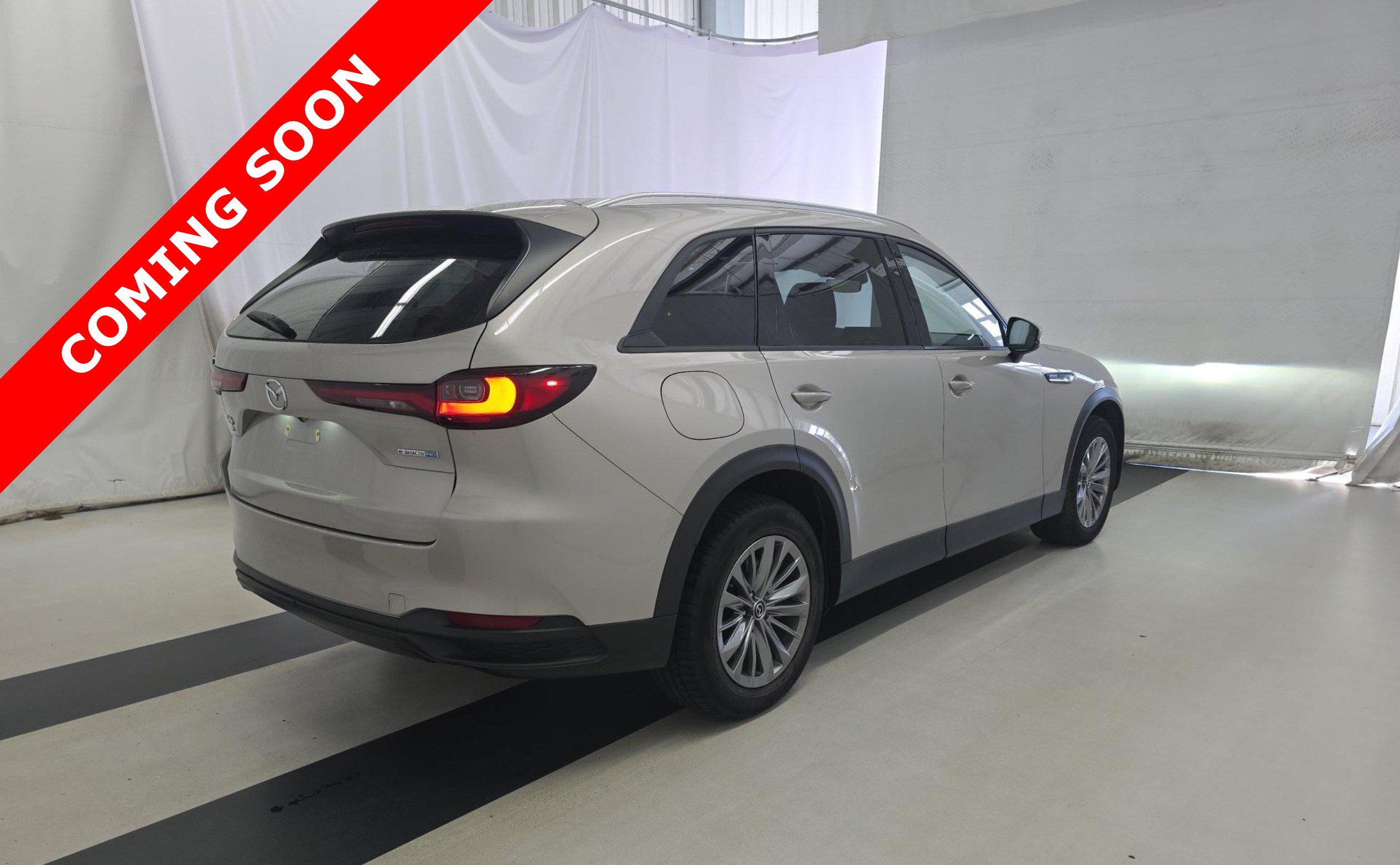 Used 2024 MAZDA CX-90 Plug-In Hybrid w/ Preferred AWD/4WD image 5