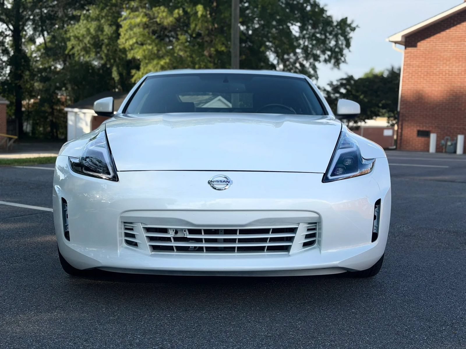 Used 2014 Nissan 370Z Touring w/ Sport Package RWD image 9