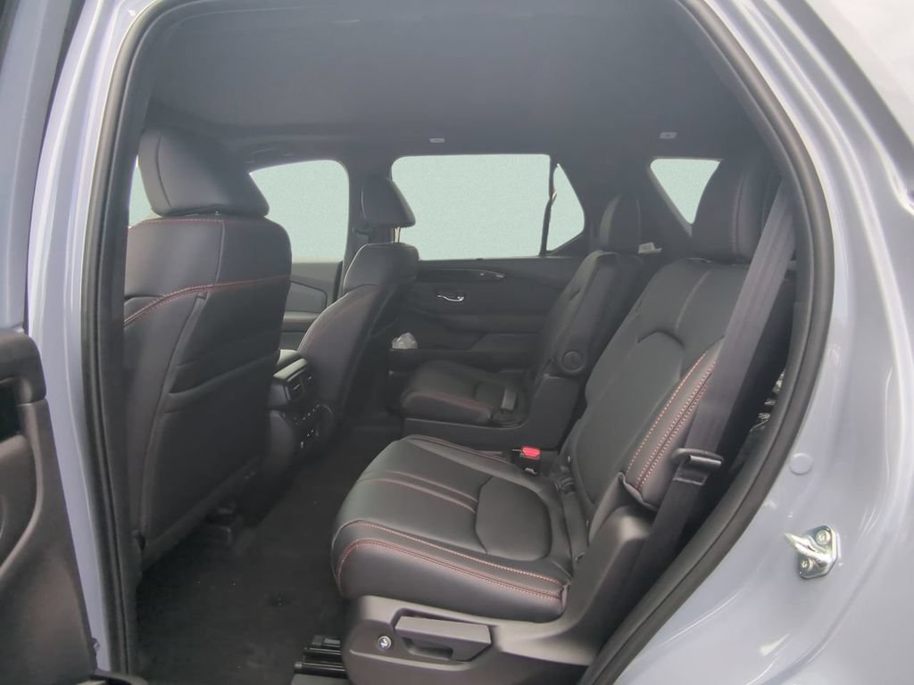 New 2026 Honda Pilot TrailSport image 10