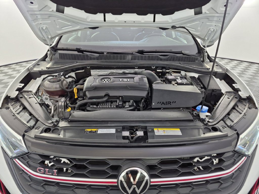 Used 2024 Volkswagen Jetta GLI Autobahn FWD image 35