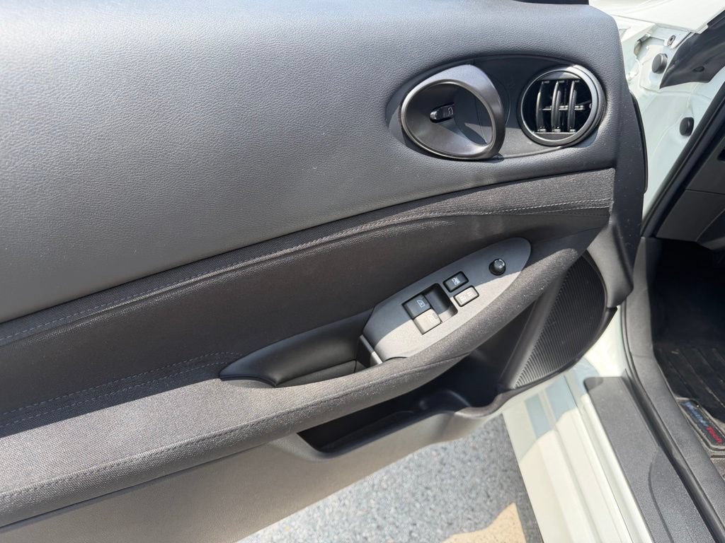 Used 2024 Nissan Z Sport w/ Floor Mat Package RWD image 19