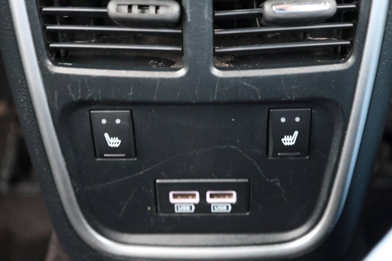 Used 2017 Dodge Charger R/T Scat Pack w/ Beats Audio Group RWD image 22