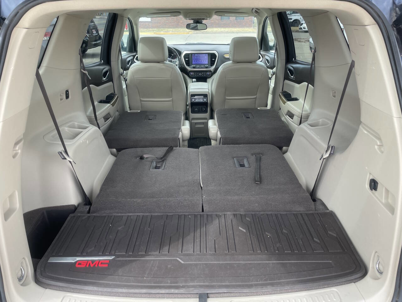 Used 2018 GMC Acadia Denali w/ Technology Package image 30