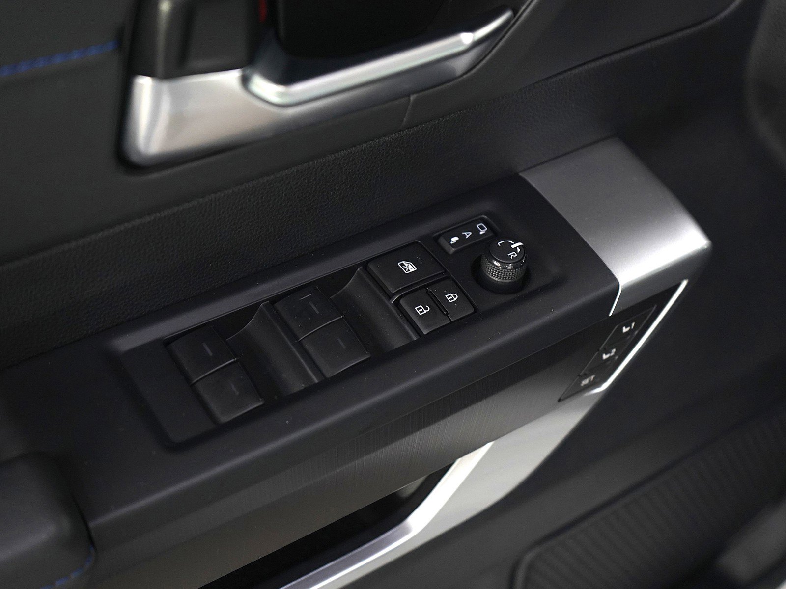 Used 2023 Toyota Sequoia Platinum image 20