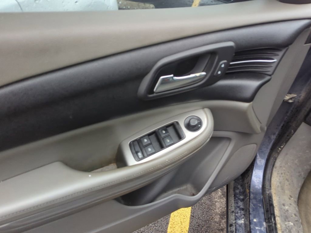 Used 2014 Chevrolet Malibu LS w/ Protection Package image 8