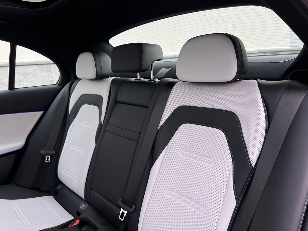 New 2027 Mercedes-Benz E 53 AMG e 4MATIC Sedan image 26