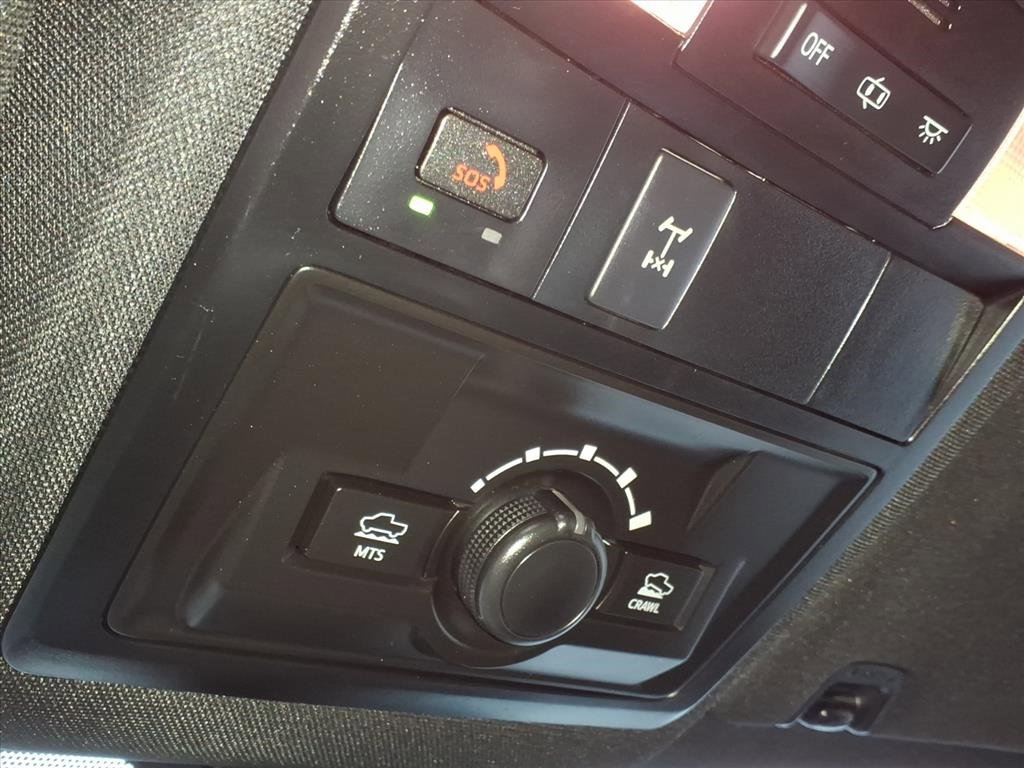 Used 2023 Toyota Tacoma TRD Off-Road image 21