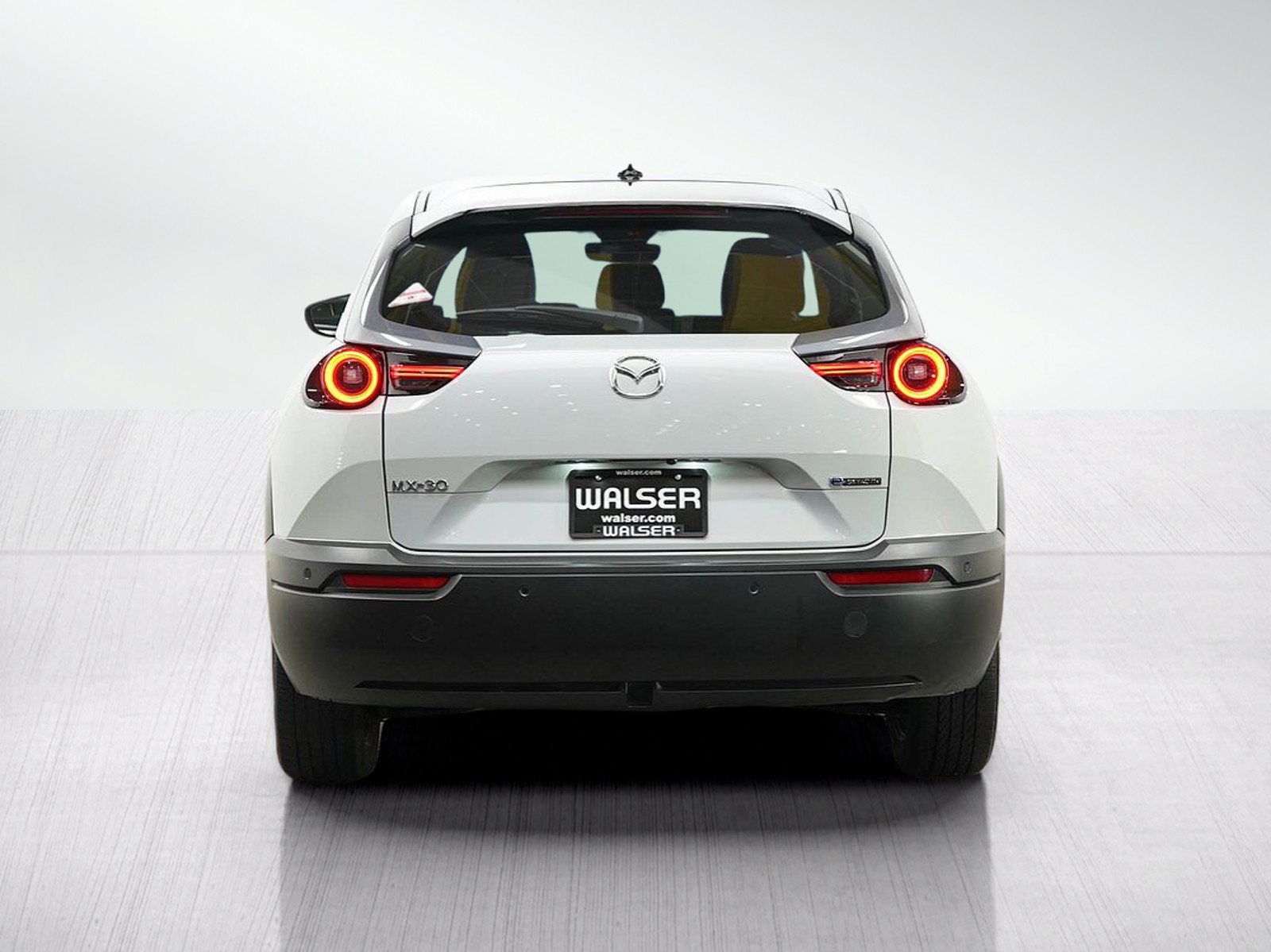 Used 2022 MAZDA MX-30 Electric w/ Premium Plus Pkg FWD image 4