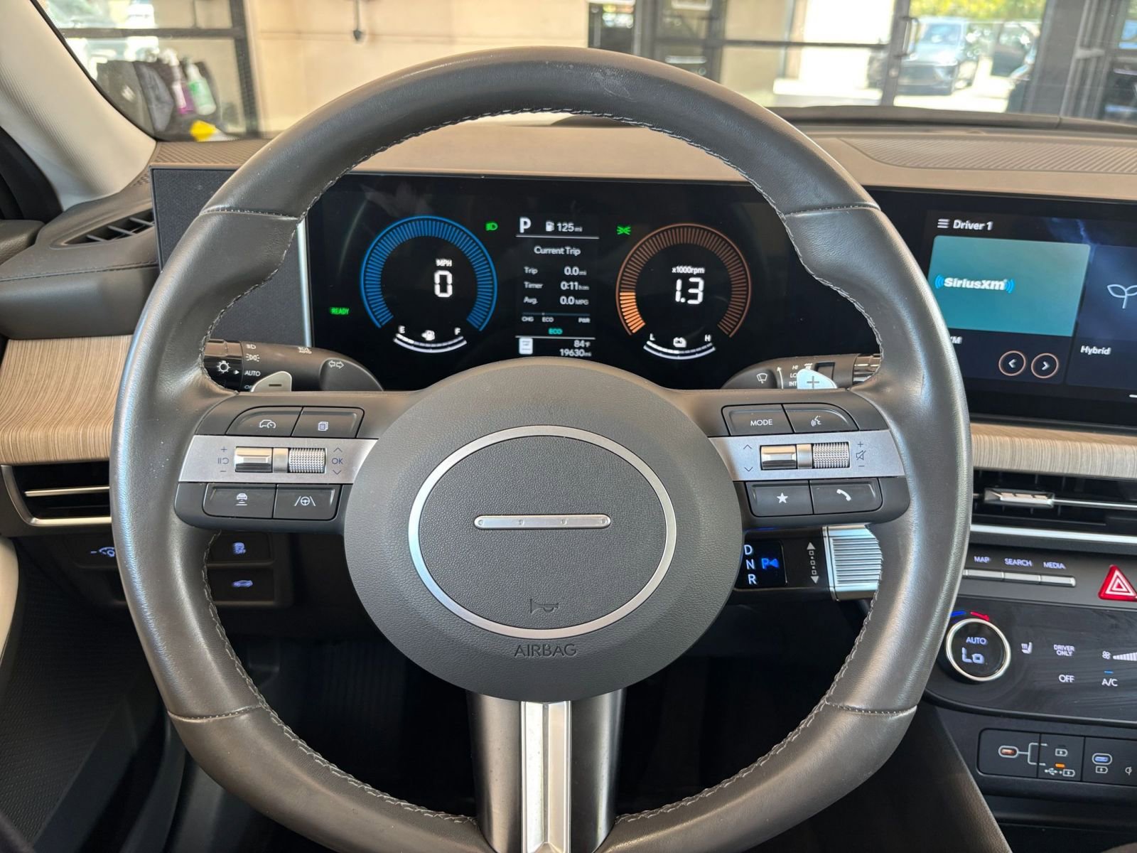 Used 2025 Hyundai Sonata SEL FWD image 29