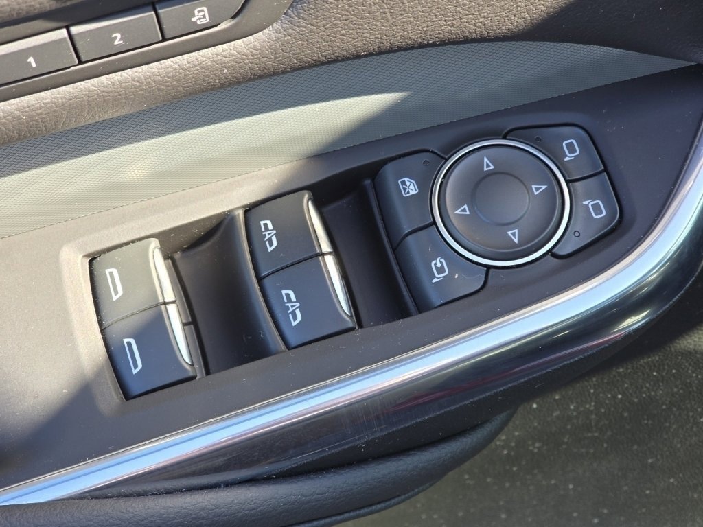 Used 2023 Cadillac XT4 Premium Luxury image 21