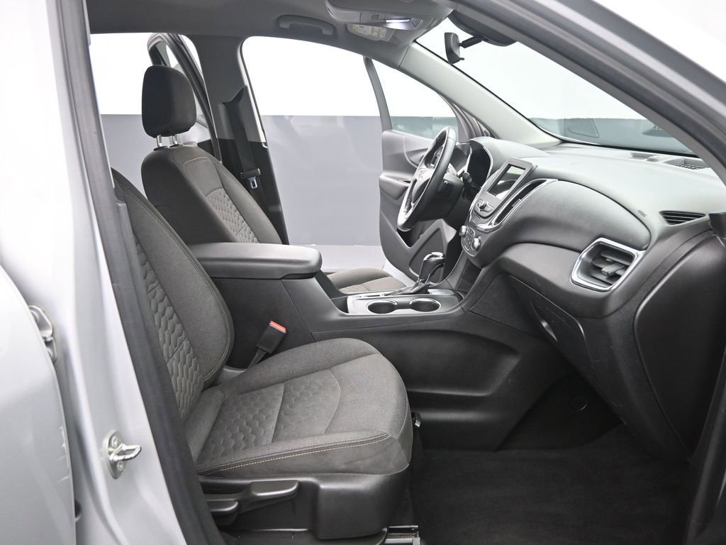 Used 2019 Chevrolet Equinox LT image 18