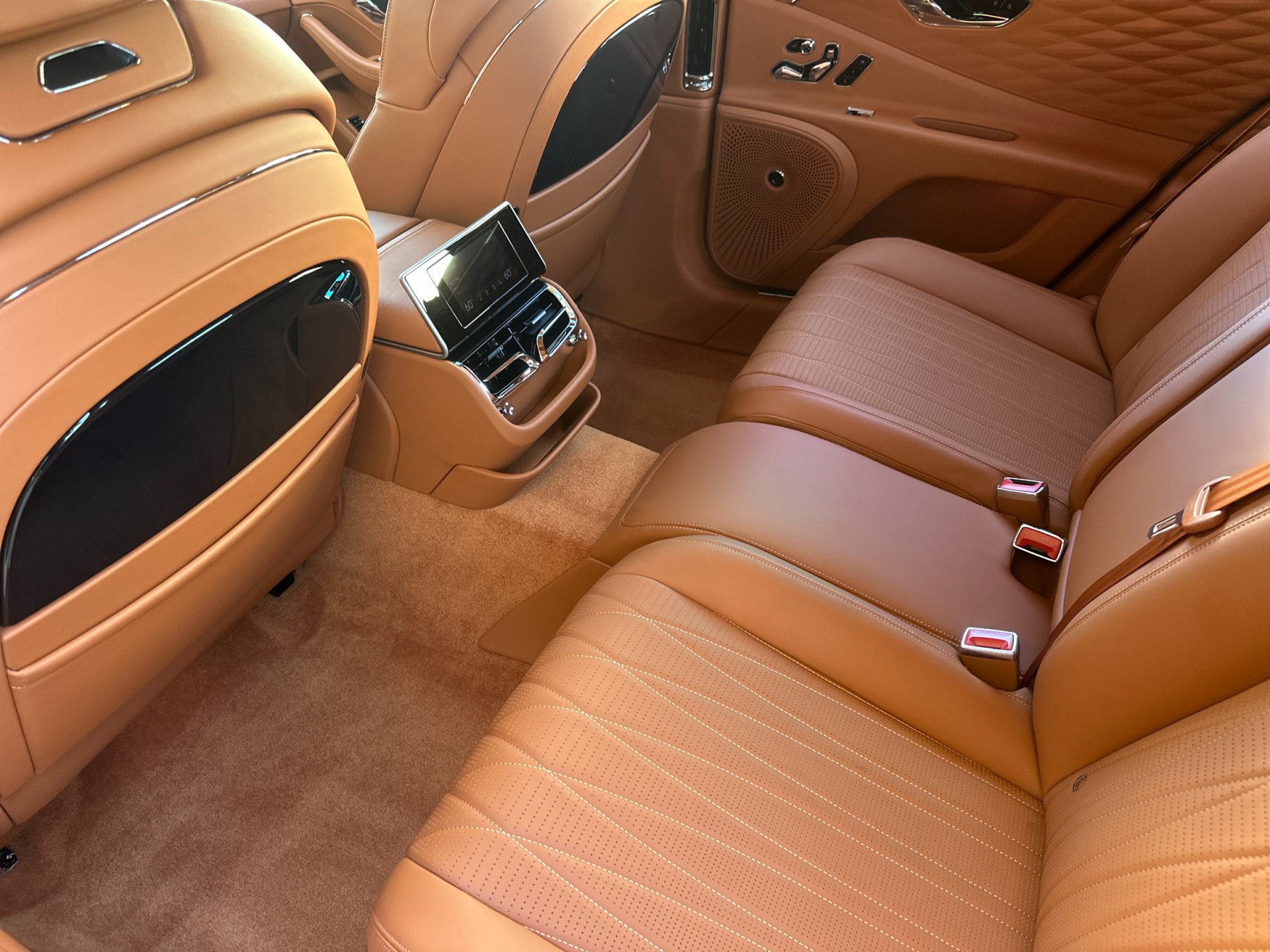 Certified 2023 Bentley Flying Spur Azure AWD/4WD image 10