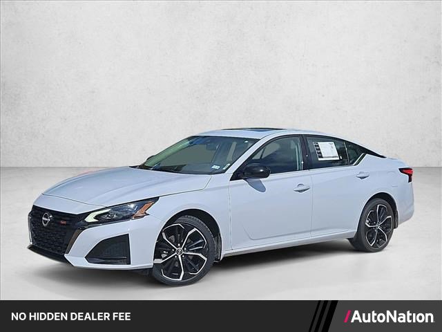 Used 2023 Nissan Altima 2.5 SR w/ SR Premium Package