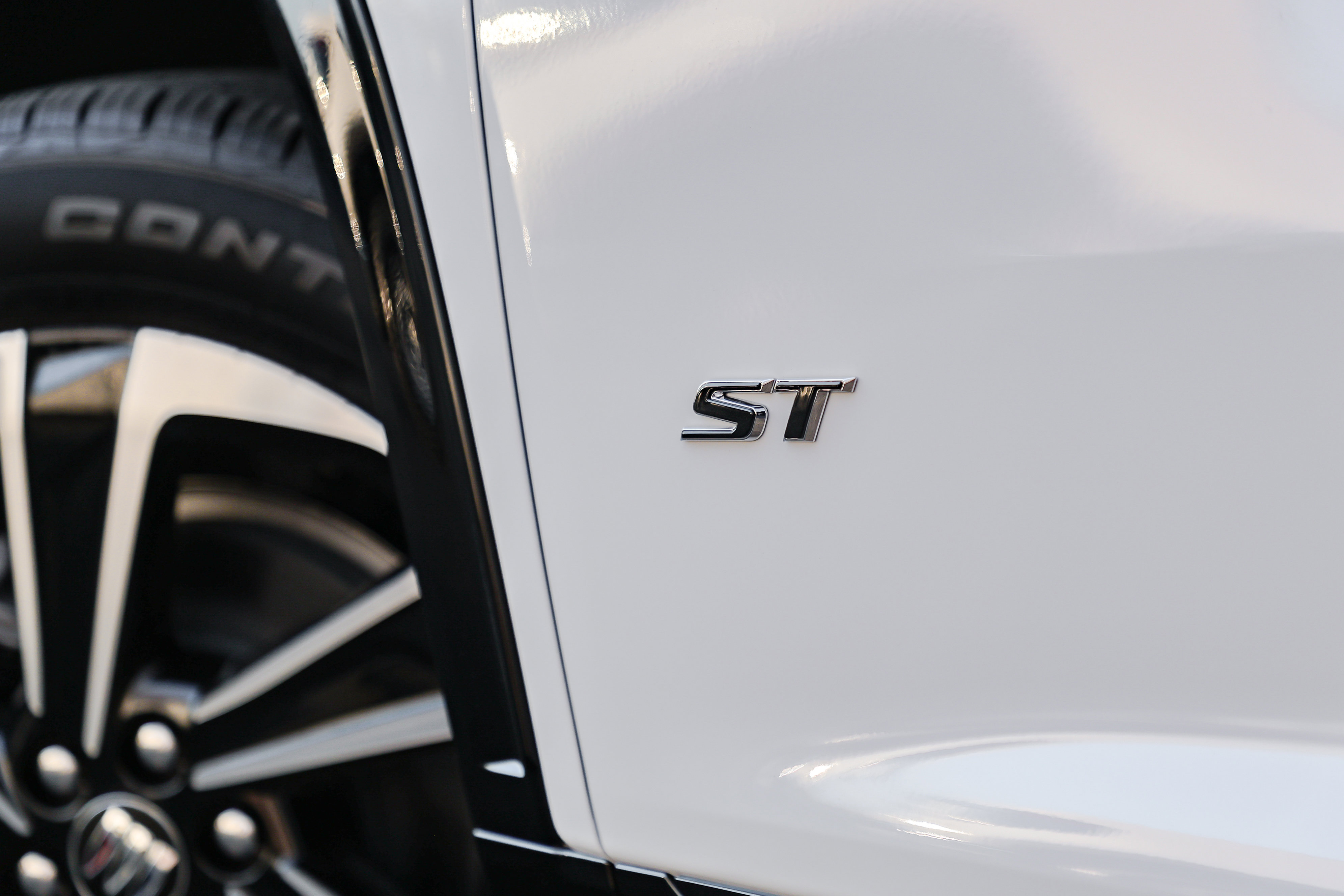 New 2026 Buick Enclave Sport Touring w/ Power Package image 5