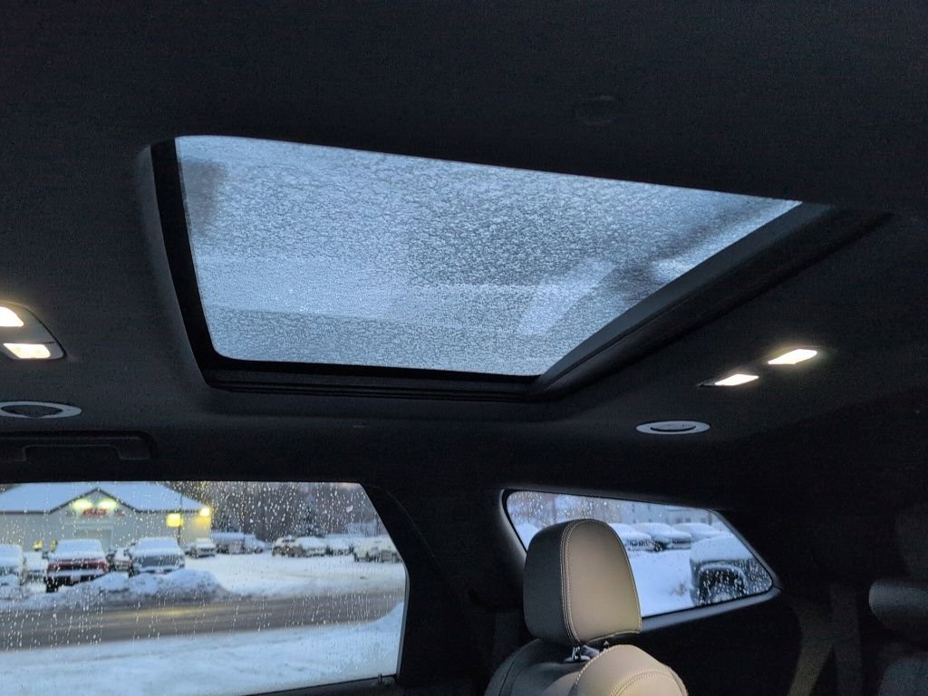 Used 2023 Buick Enclave Essence w/ Experience Buick Package image 14