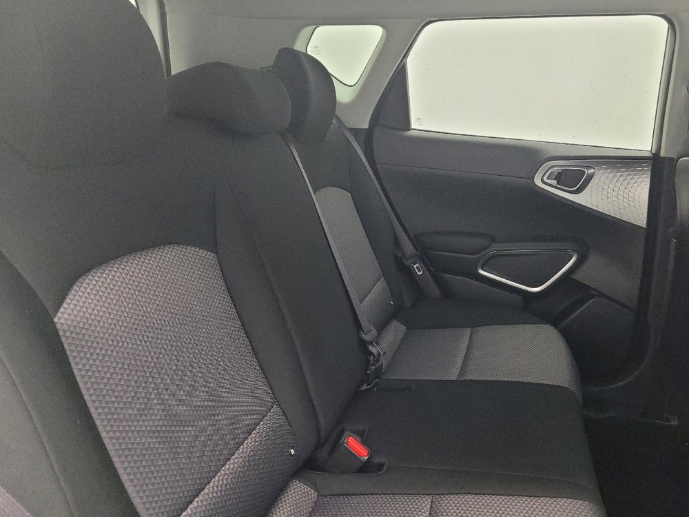 Used 2025 Kia Soul S image 19