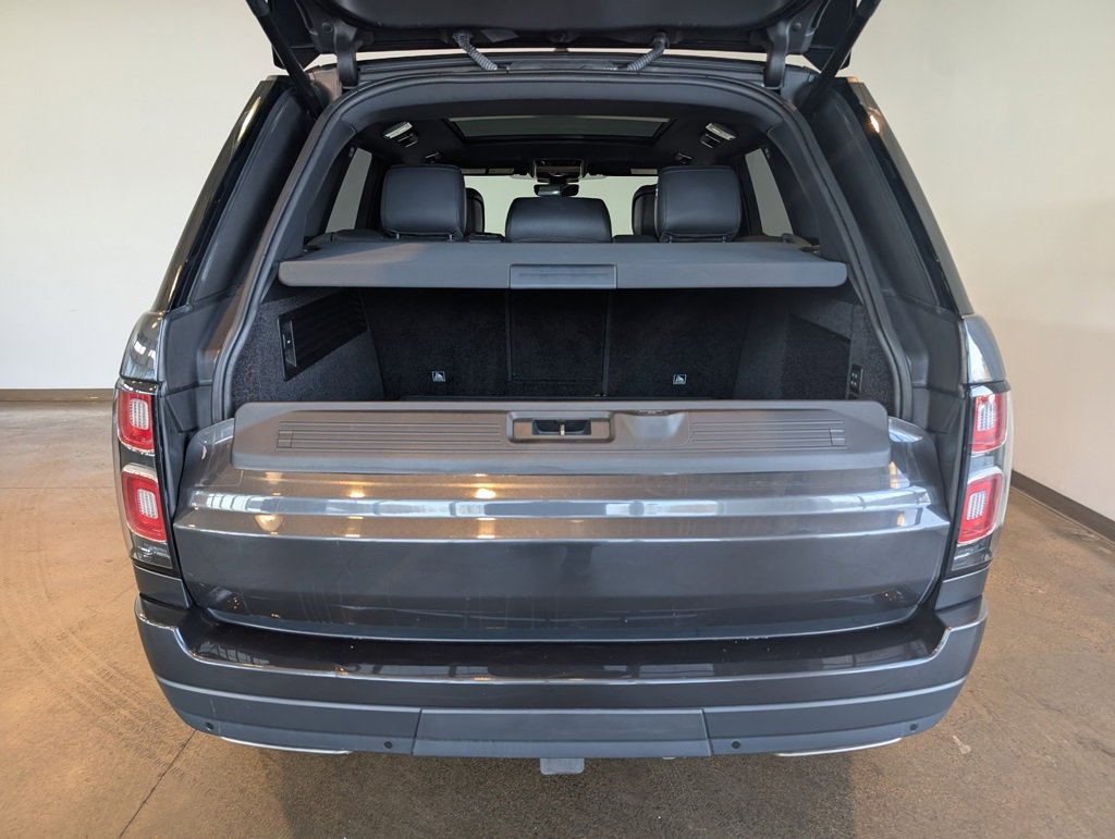 Used 2020 Land Rover Range Rover HSE image 5