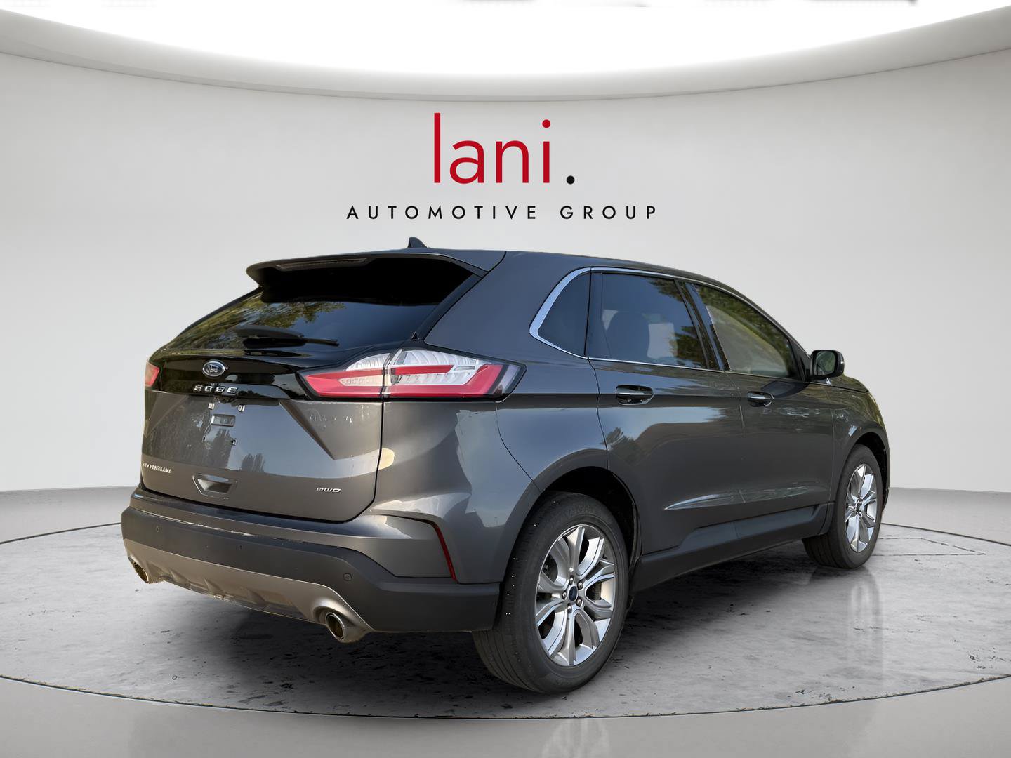 Used 2022 Ford Edge Titanium w/ Equipment Group 301A AWD/4WD image 35