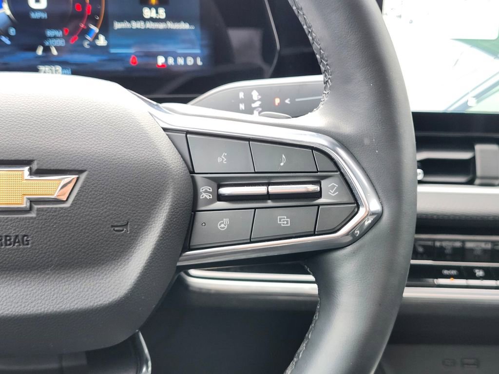 Used 2025 Chevrolet Equinox LT w/ Safety and Technology Package image 27